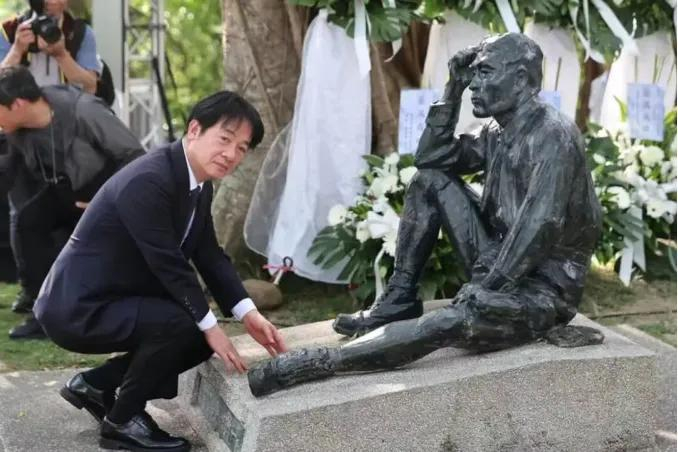 赖清德公然跪拜日本殖民者八田与一,妄言要对日本“饮水思源”,刷新媚日下限,必遭历史和正义的审判
